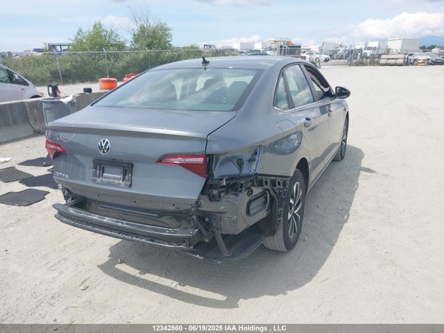3VWCM7BU0NM015626 Volkswagen 1.5 tsi