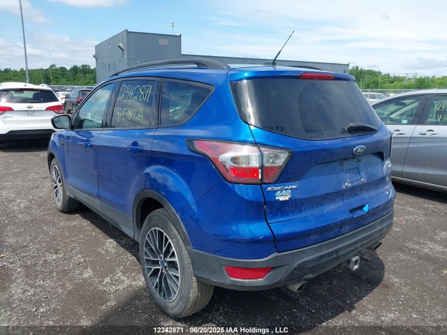 1FMCU9G90HUE78929 Ford 2017