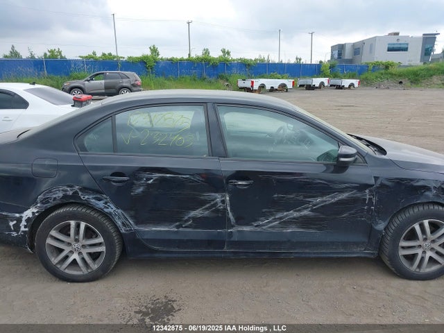 3VWD07AJ1FM232403 Volkswagen 2015