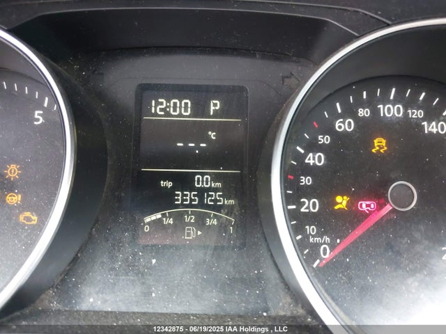 3VWD07AJ1FM232403 Volkswagen 2015