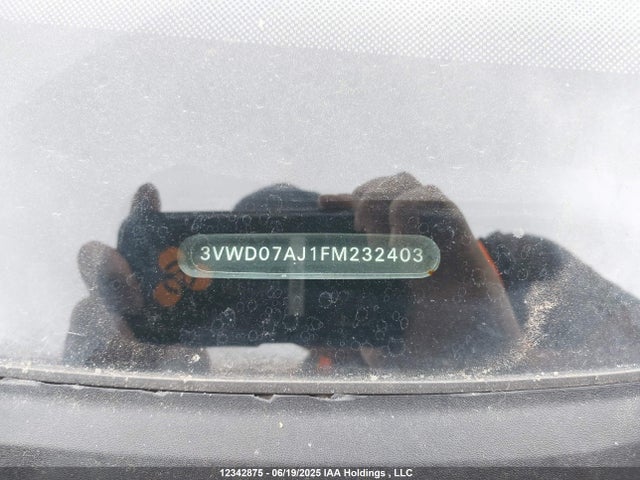 3VWD07AJ1FM232403 Volkswagen 2015