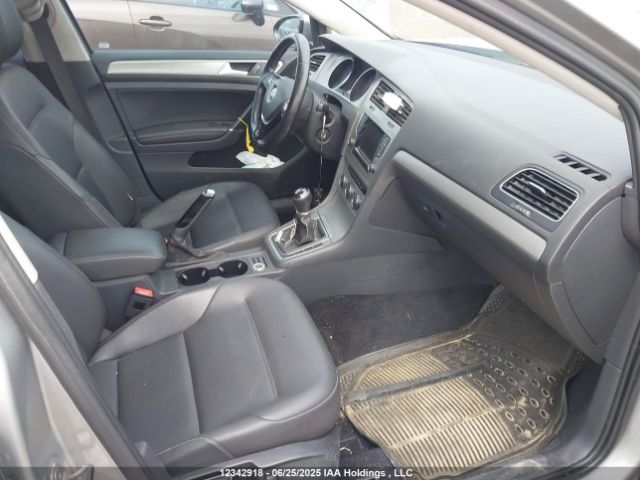 3VW117AU8FM077133 Volkswagen Golf