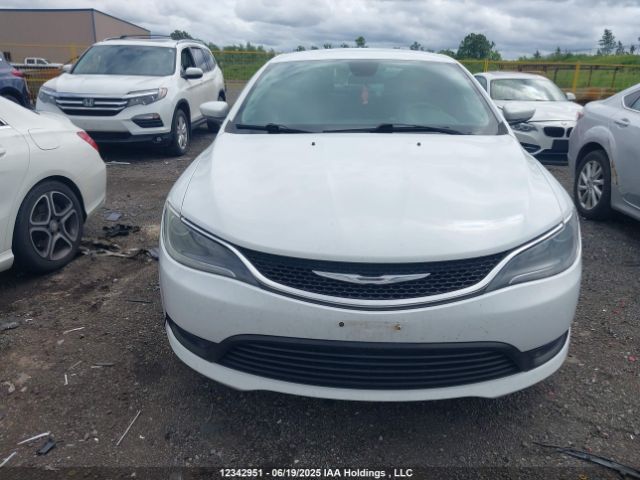 1C3CCCFB6FN625663 Chrysler 200