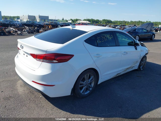 KMHD84LF4HU137122 Hyundai 2017