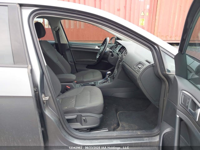 WVWPR7AU1KW910495 Volkswagen E-Golf