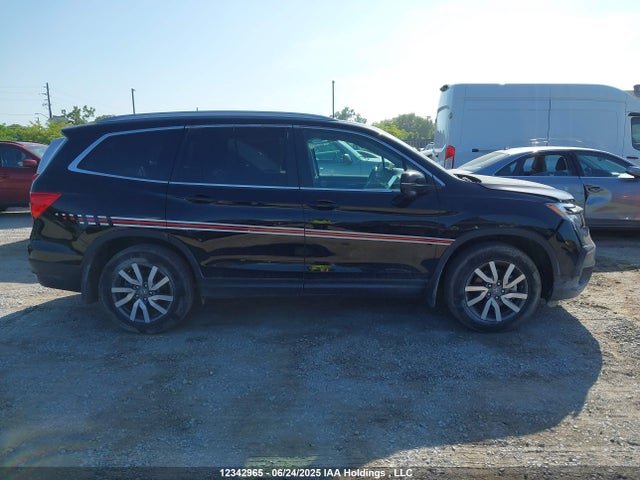 Honda j35y6 2022 5FNYF6H79NB505274 Image 13
