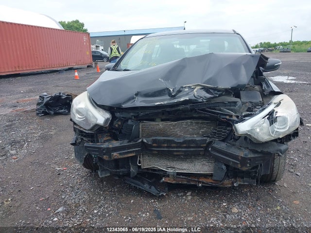 KNAFX4A65E5096022 KIA Forte