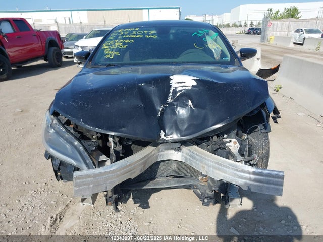 1C3CCCFB4FN697140 Chrysler 2015