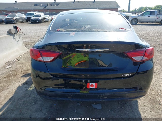 1C3CCCFB4FN697140 Chrysler 2015