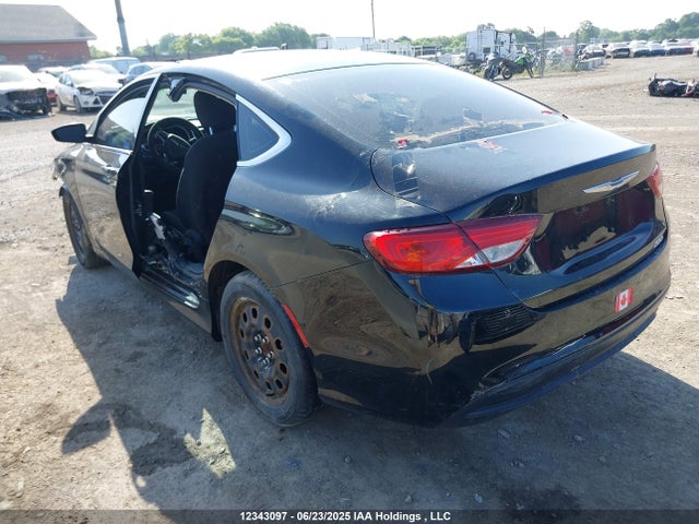 1C3CCCFB4FN697140 Chrysler 2015