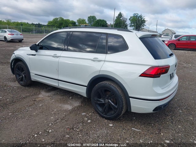 3VV8B7AX9PM082630 Volkswagen Tiguan Comfortline R-line Black