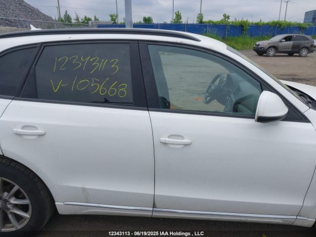 WA1CFCFP4EA105668 Audi Q5