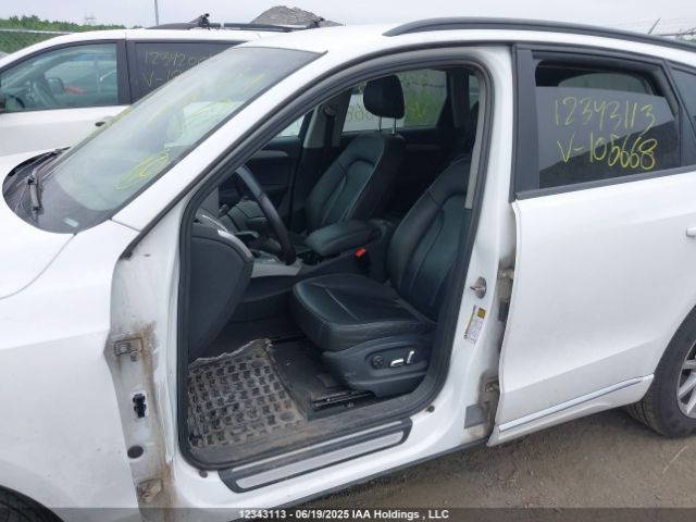 WA1CFCFP4EA105668 Audi Q5
