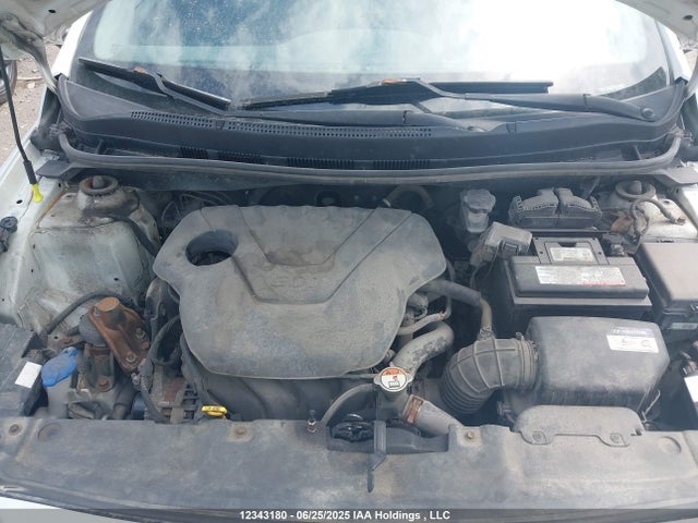Hyundai 2017 2017 KMHCT5AE3HU353053 Image 9