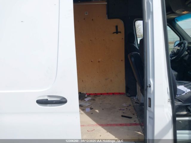 W1W4ECHY0LP308252 Mercedes-Benz om642
