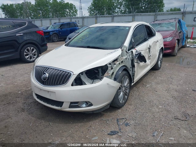 1G4PS5SK8F4127015 Buick lea