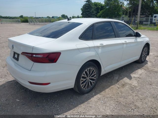 3VWE57BU1MM062359 Volkswagen tsi