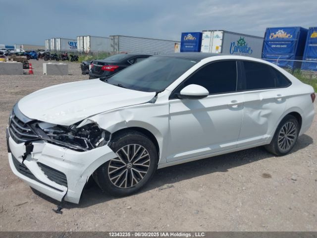 3VWE57BU1MM062359 Volkswagen tsi