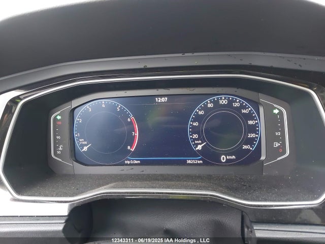 3VWSM7BU8RM058676 Volkswagen tsi