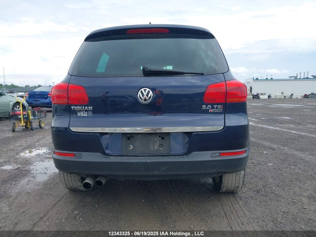 WVGMV7AX4HK038494 Volkswagen 2017