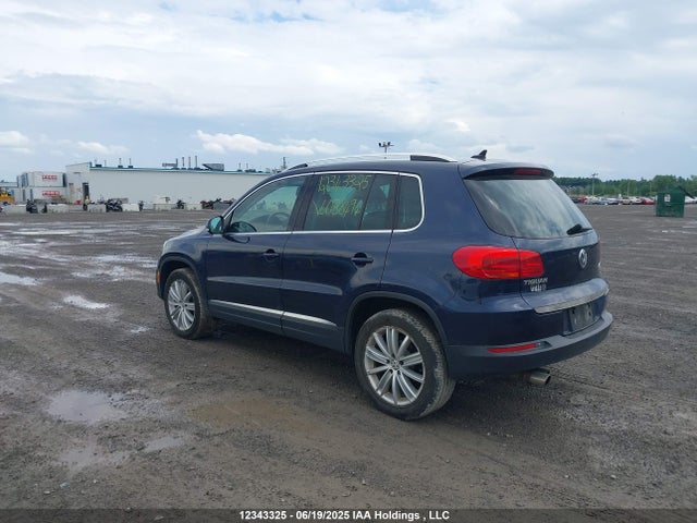 WVGMV7AX4HK038494 Volkswagen 2017