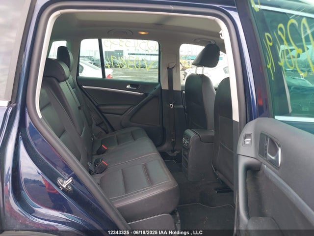 WVGMV7AX4HK038494 Volkswagen 2017