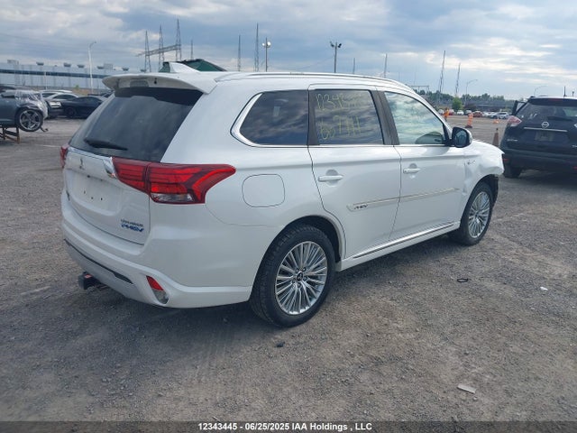 Mitsubishi s61 - y61 2019 JA4J24A56KZ607111 Image 4
