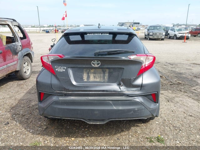NMTKHMBX1JR002615 Toyota 3zr-fae
