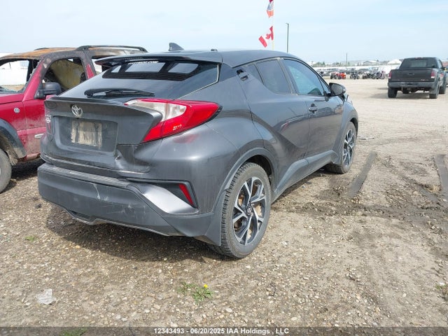 NMTKHMBX1JR002615 Toyota 3zr-fae