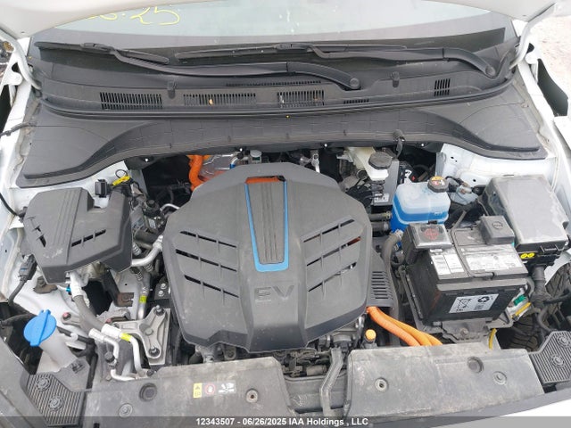 KM8K33AG1PU166779 Hyundai 2023