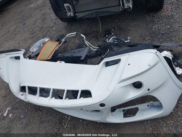 Porsche 2014 2014 WP1AA2A27ELA01454 Image 12