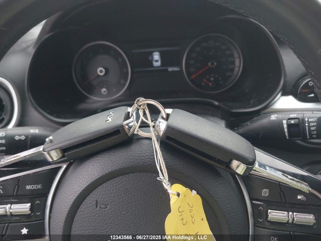 3KPF24AD8NE520507 KIA mpi nu
