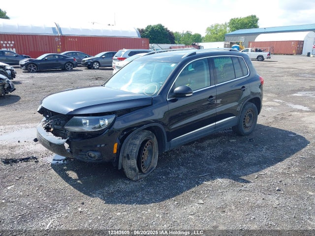 WVGJV3AX7EW535393 Volkswagen 2014
