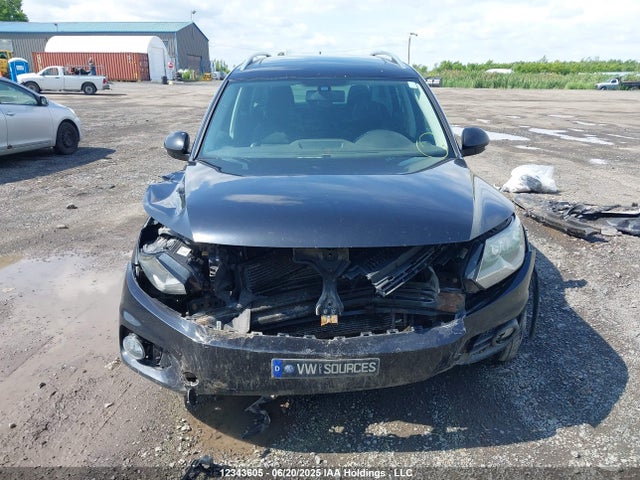 WVGJV3AX7EW535393 Volkswagen 2014