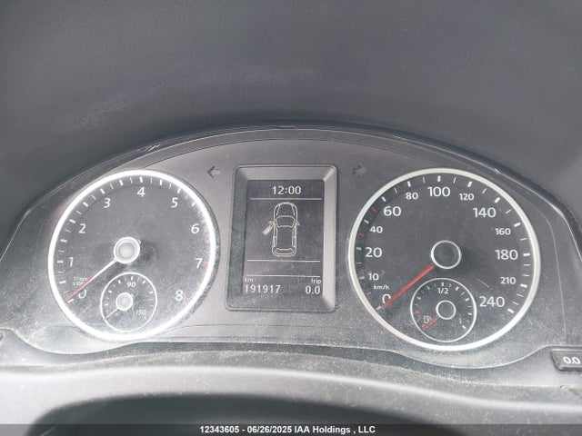 WVGJV3AX7EW535393 Volkswagen 2014