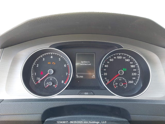 3VW217AU6FM024421 Volkswagen 2015