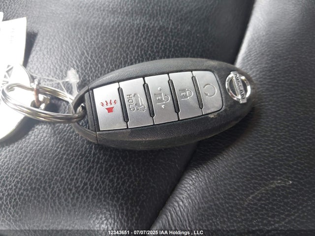 5N1DR2MMXHC615709 Nissan 2017