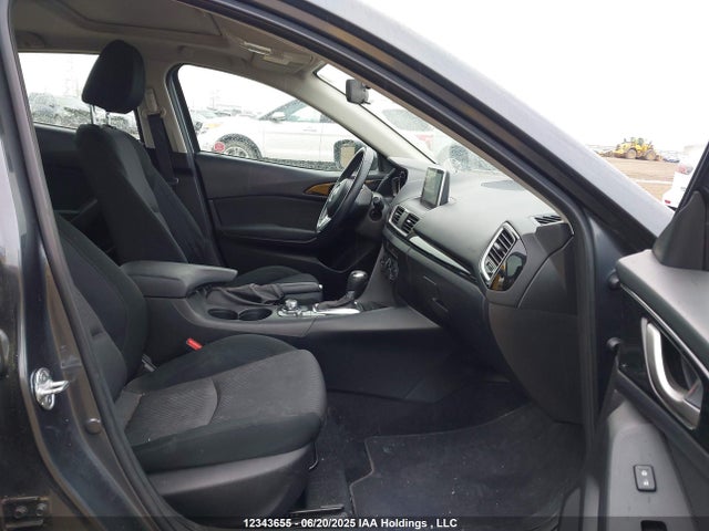 3MZBM1V7XEM108393 Mazda pe