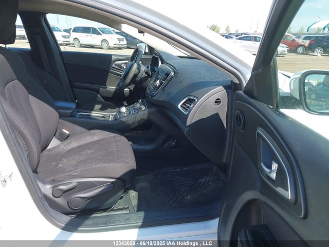 1C3CCCFB4FN550199 Chrysler 200