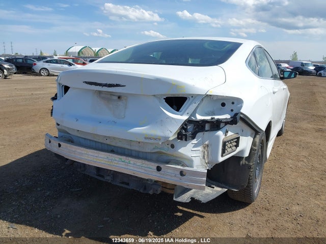 1C3CCCFB4FN550199 Chrysler 200