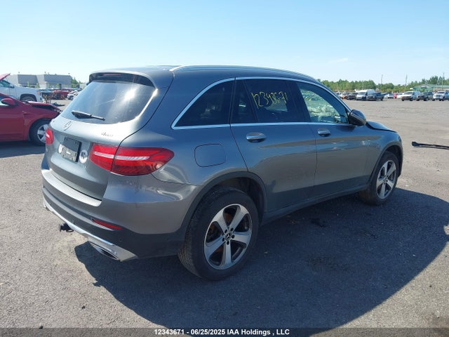 WDC0G4KBXHF215373 Mercedes-Benz m274