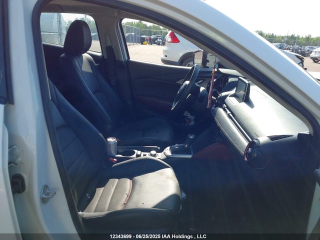 JM1DKBC70G0102537 Mazda pe