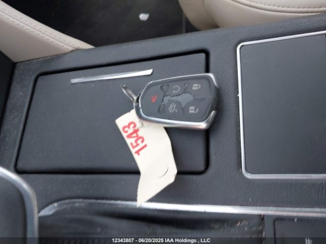 1G6KB5RS2HU204343 Cadillac lgx