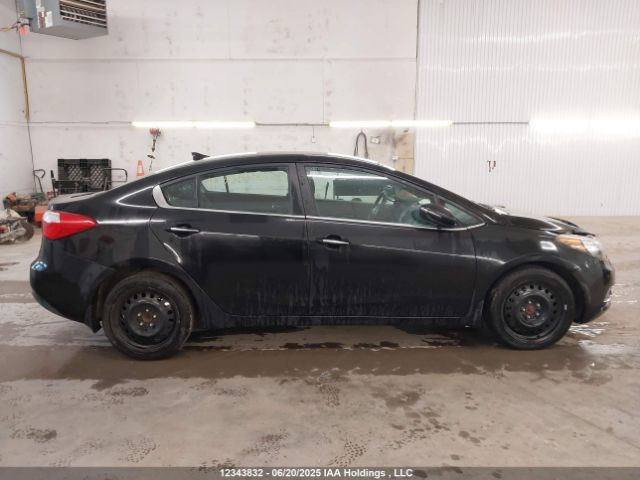 KNAFX4A89E5241063 KIA Forte