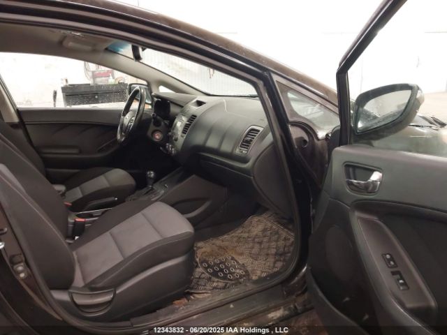 KNAFX4A89E5241063 KIA Forte