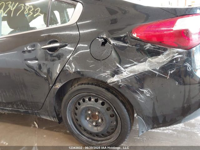 KNAFX4A89E5241063 KIA Forte
