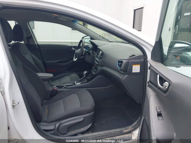 KMHC65LD1KU147264 Hyundai 2019