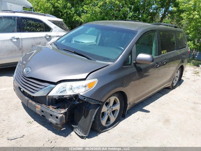 Toyota 2gr-fks 2015 5TDKK3DC0FS557568 Image 2
