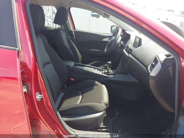 3MZBN1U73JM261531 Mazda pe