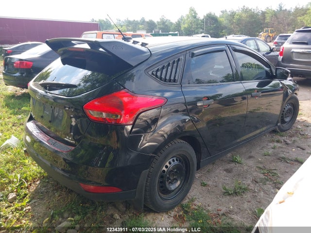 Ford 2015 2015 1FADP3K25FL331635 Image 4